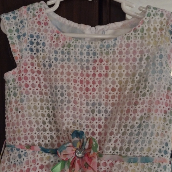 Girl dress 6T - Picture 2 of 12